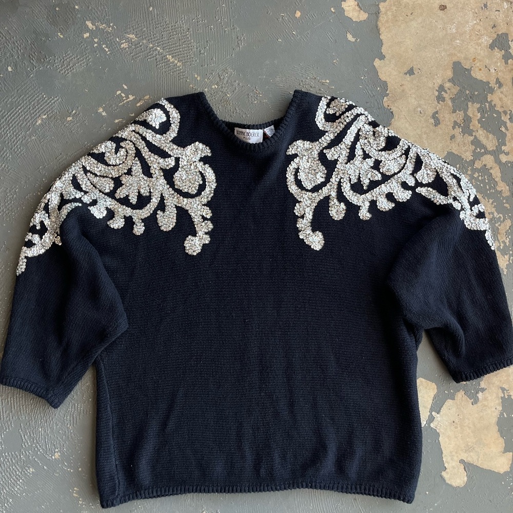 Cotton knit sweater with sequined shoulders